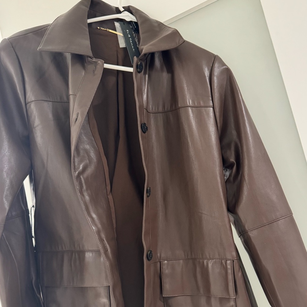 ELIE TAHARI
Belted Faux Leather Shirt Jacket Women's Brown vegan Jacket size xs - Picture 4 of 9